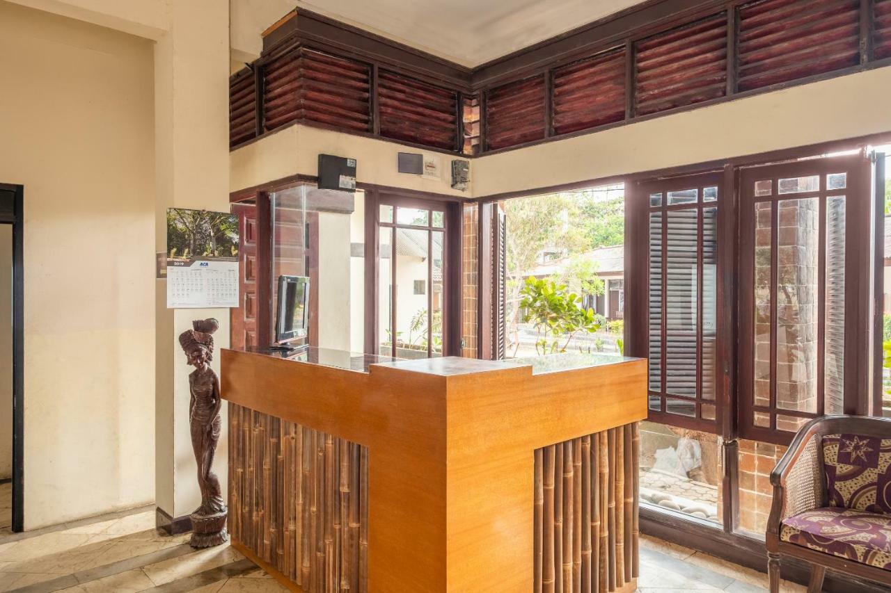 Oyo 951 Cempaka Ratu Beach Resort Сукабуми Экстерьер фото